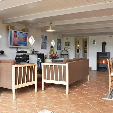 Holiday home 2 Bedroom Beautiful In Hvide Sande Norre Lyngvig